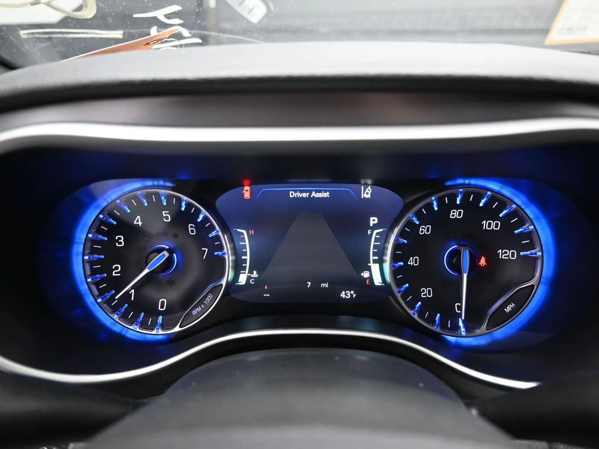 2026 Chrysler Pacifica Select photo 5