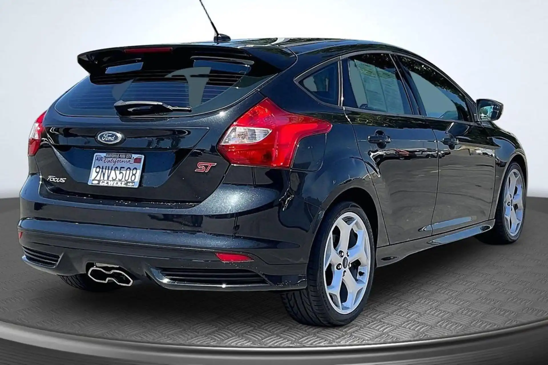 2013 Ford Focus 5 Door Hatch ST's photo