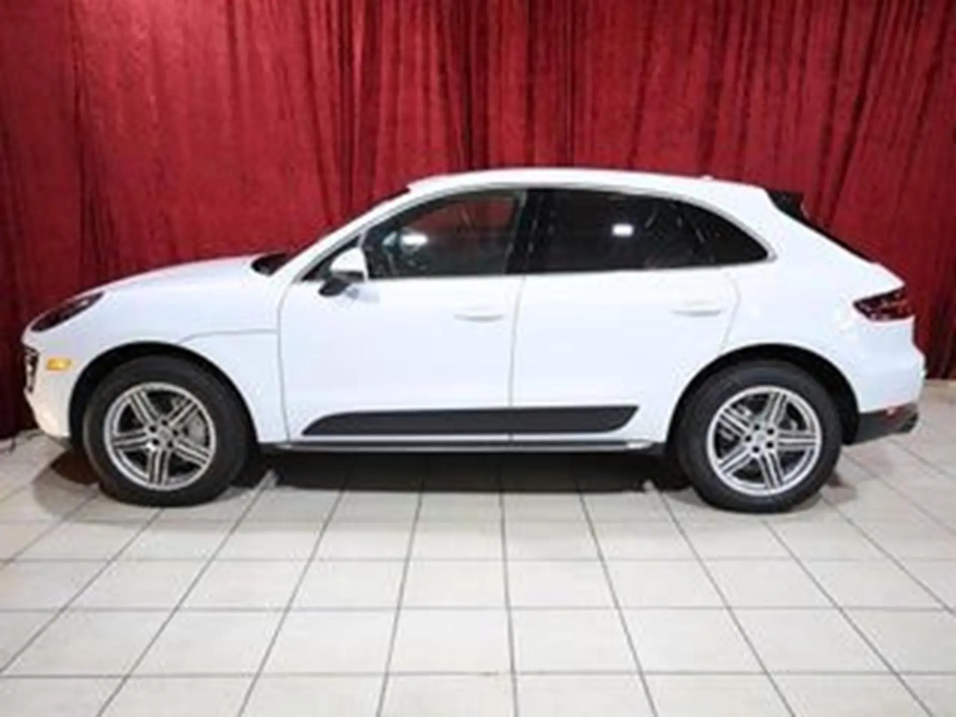 2018 Porsche Macan S photo 4