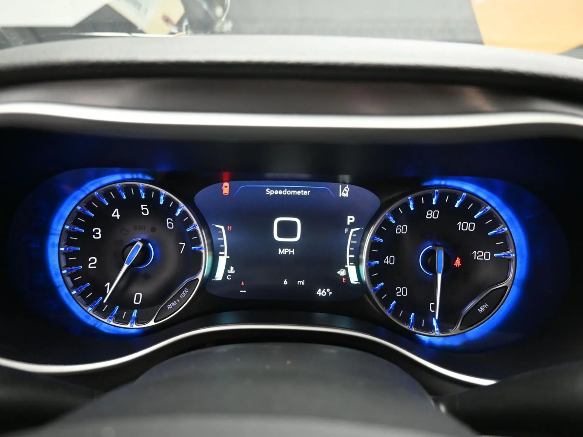 2026 Chrysler Pacifica Select photo 4
