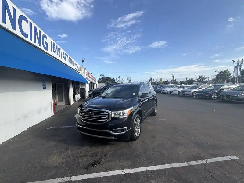 2017 GMC Acadia SLE-2 AWD's photo