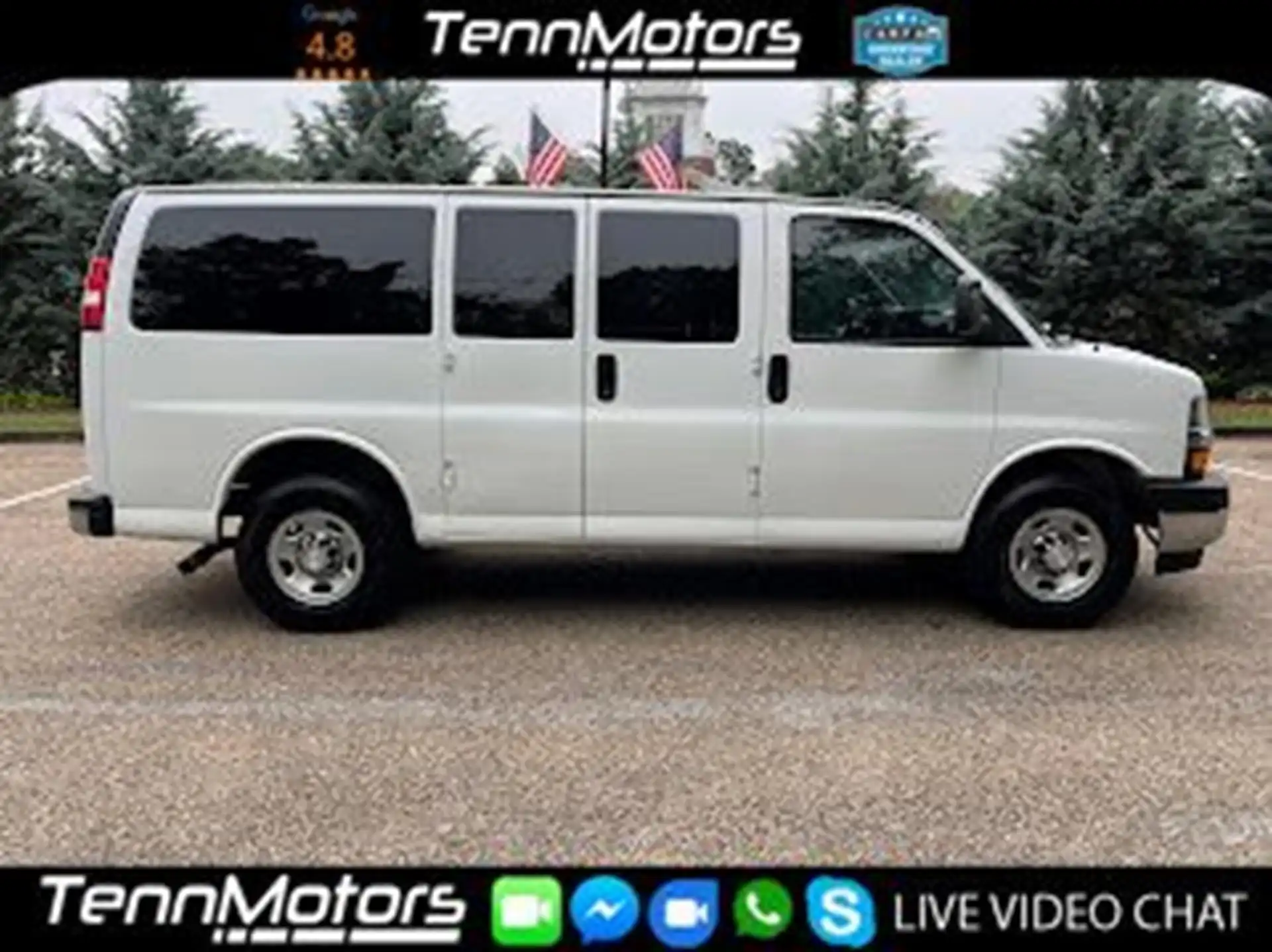 2018 Chevrolet Express 2500 LT's photo