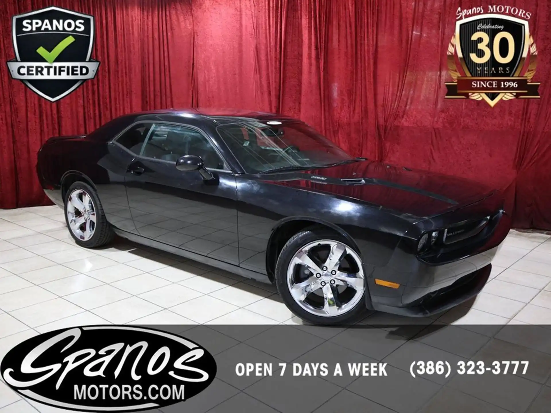 2013 Dodge Challenger R/T's photo