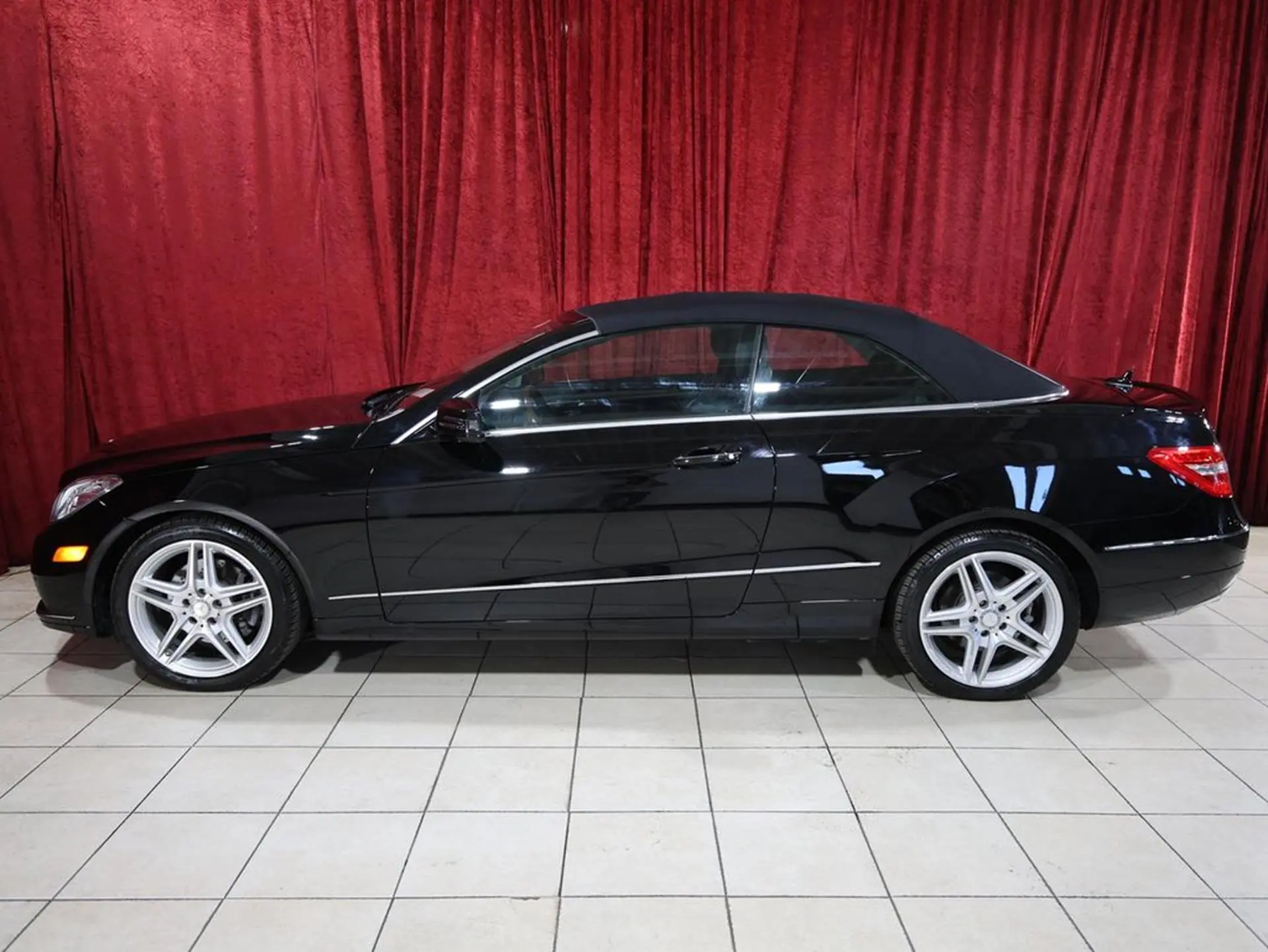 2013 Mercedes-Benz E-Class E350 photo 4