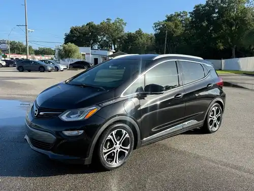 2017 Chevrolet Bolt EV Premier Auto's photo