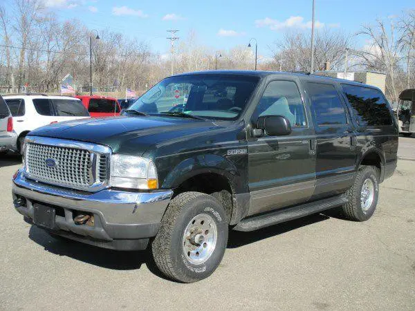 2004 Ford Excursion XLT 4X4 5.4L photo 3