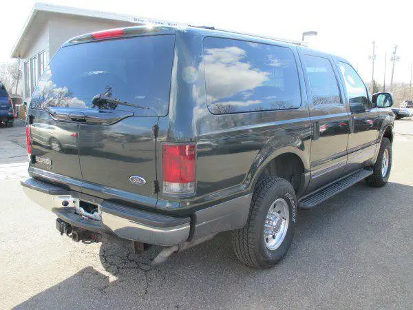 2004 Ford Excursion XLT 4X4 5.4L photo 4