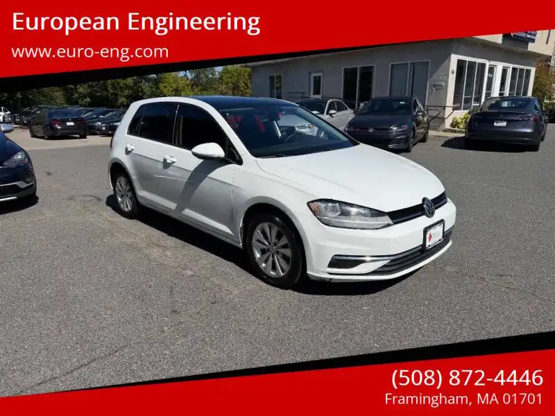 2018 Volkswagen Golf TSI SE Auto's photo