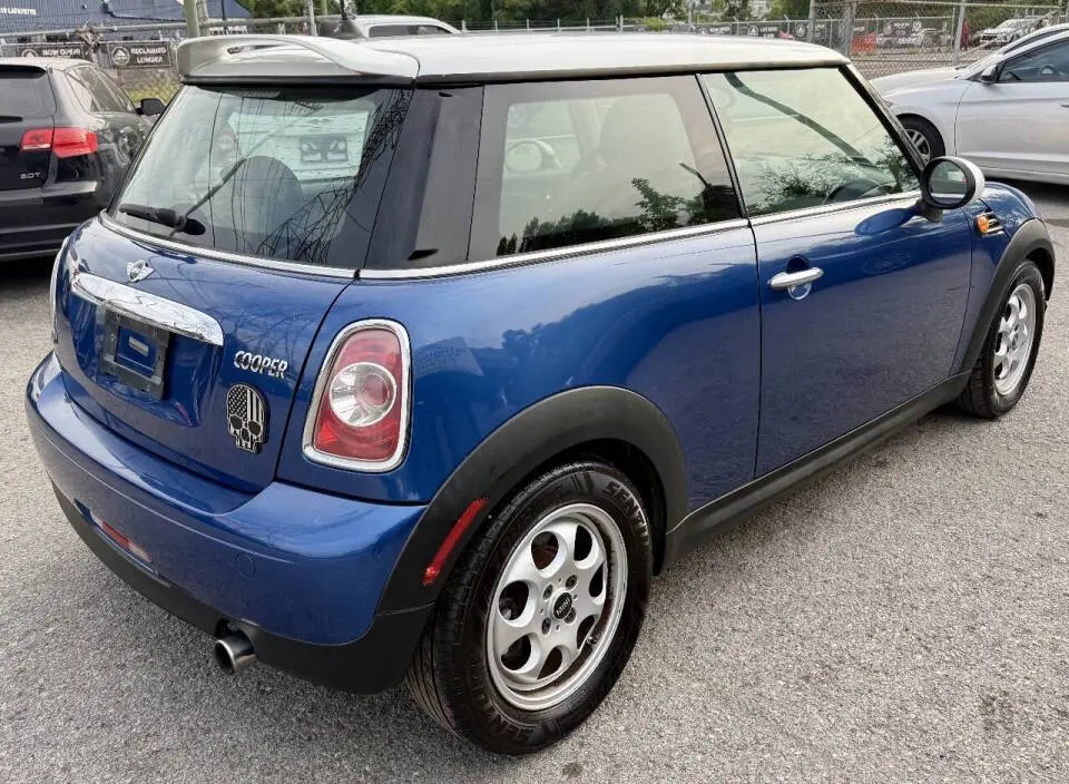 2012 MINI Cooper Base photo 5