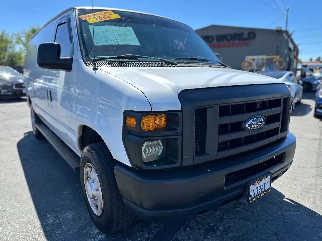 2011 Ford E-Series E-250 Van's photo