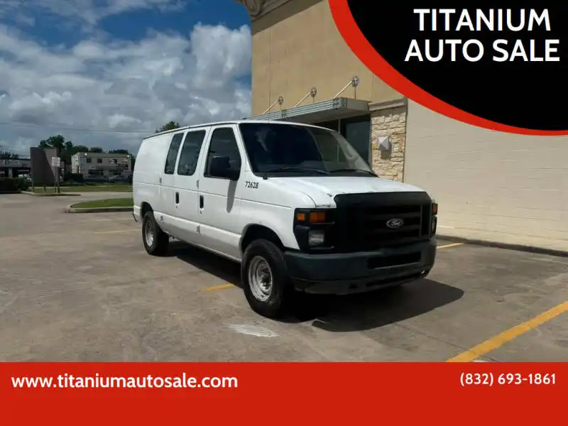 2009 Ford E-Series E-250 Van's photo