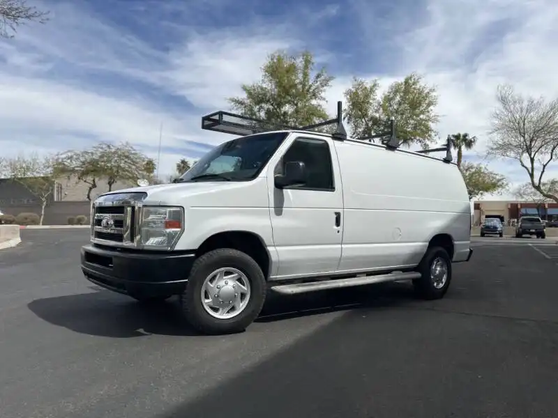 2014 Ford E-Series E-250 Van's photo