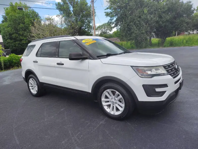 2016 Ford Explorer Base FWD photo 4