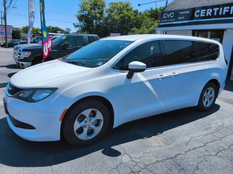 Vehicle Image 2