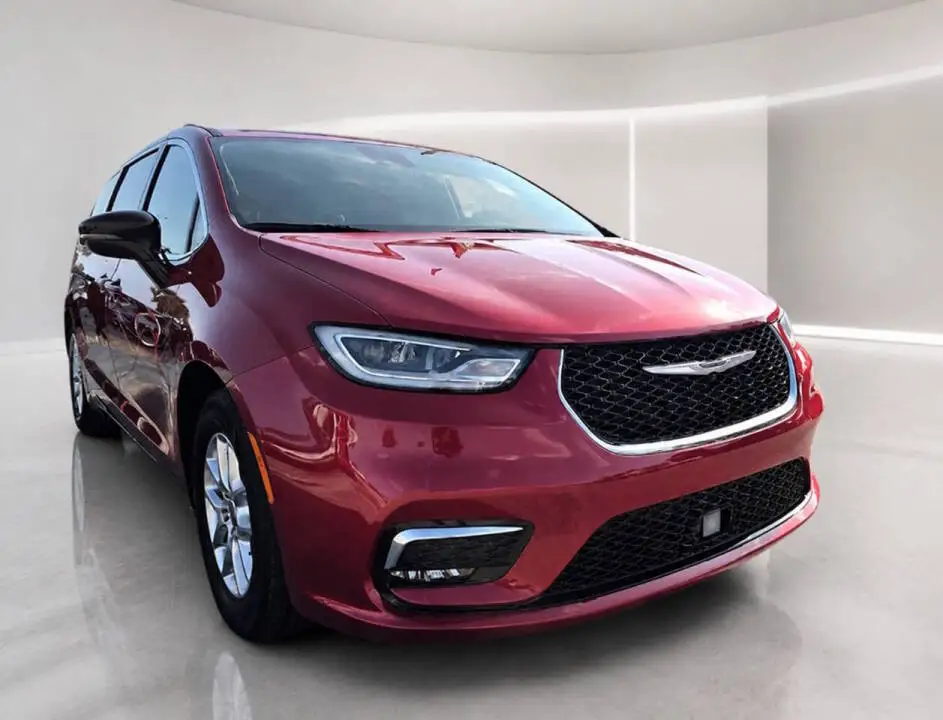 2025 Chrysler Pacifica Select photo 1