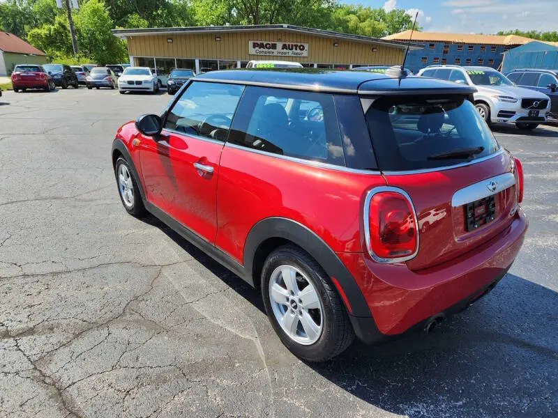 2015 MINI Cooper Base photo 3