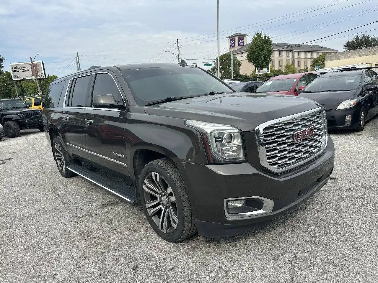 2019 GMC Yukon Denali AWD's photo