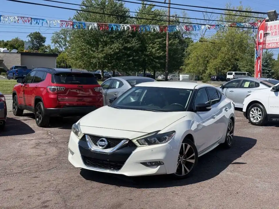 2016 Nissan Maxima 3.5 SV's photo