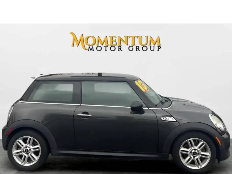 2013 MINI Cooper S's photo