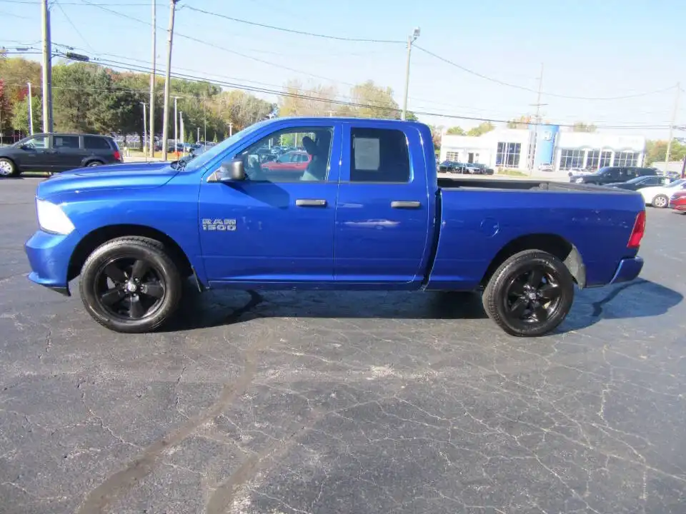 2016 RAM 1500 Express 4WD Quad Cab 6'4" Fleet's photo
