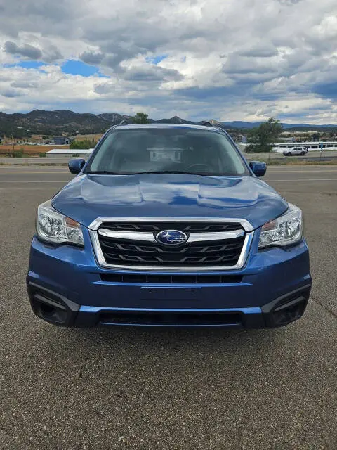 2017 Subaru Forester 2.5i CVT photo 3