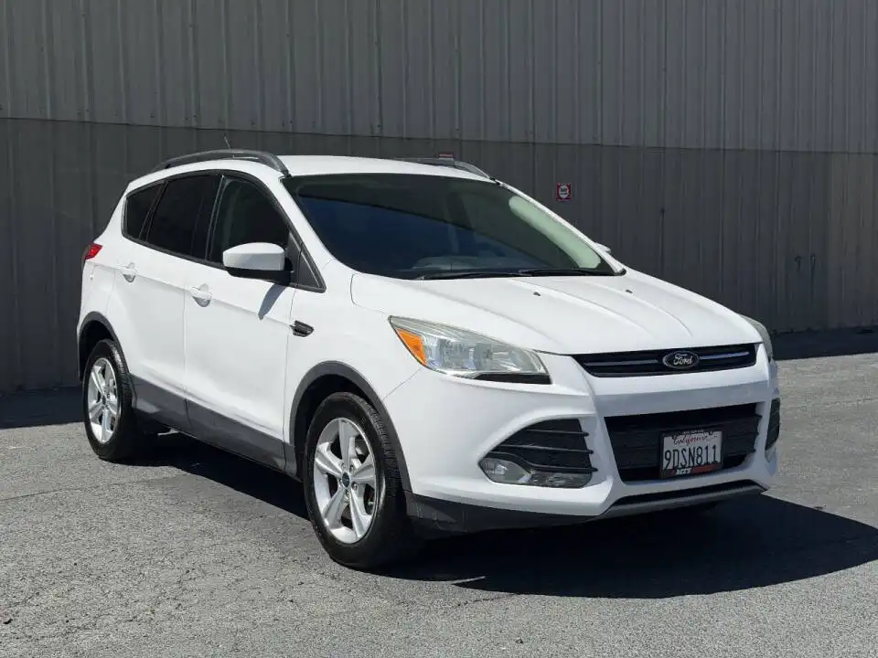 2014 Ford Escape SE's photo