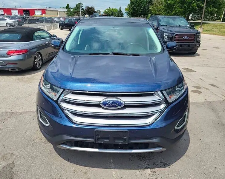 2017 Ford Edge Titanium AWD photo 3