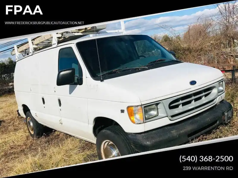 2000 Ford E-Series's photo