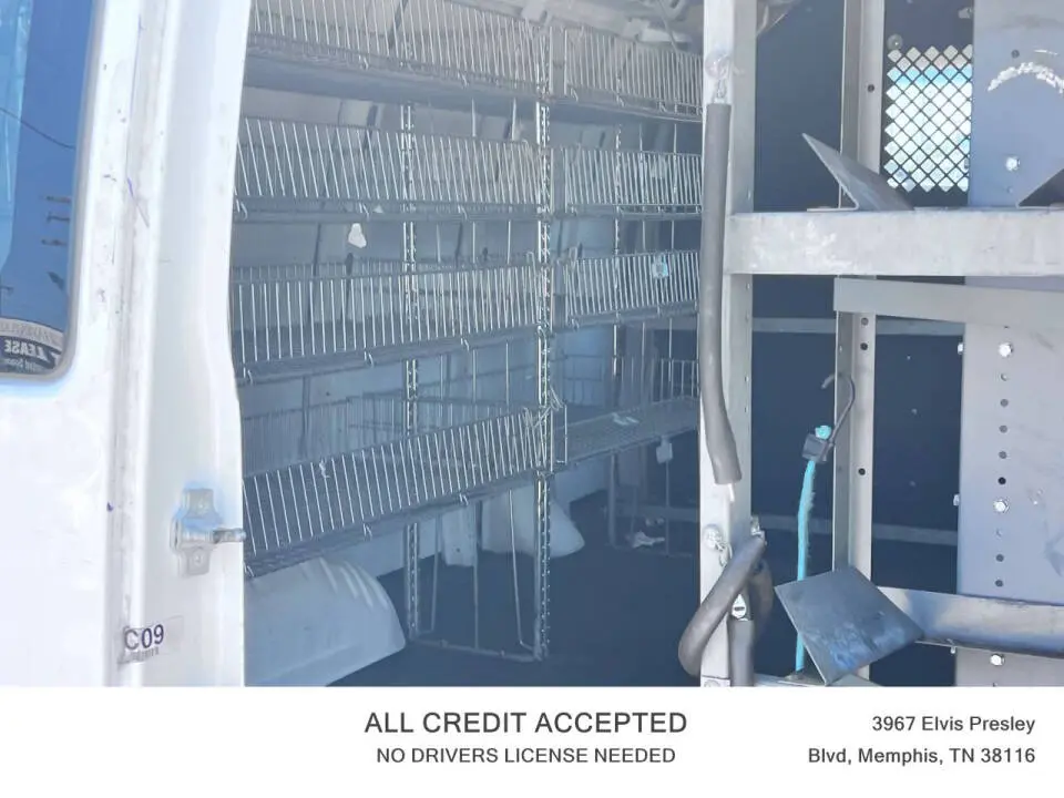 2012 Chevrolet Express 1500 Work Van photo 4