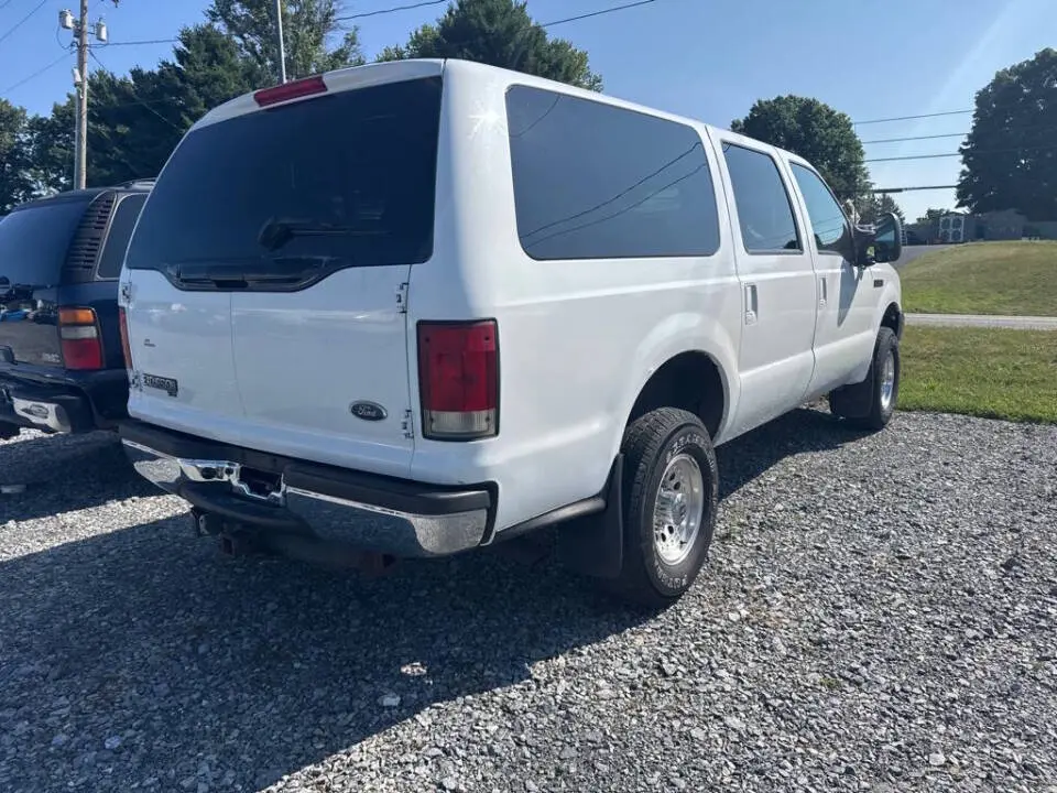 2001 Ford Excursion XLT 4x4 photo 5