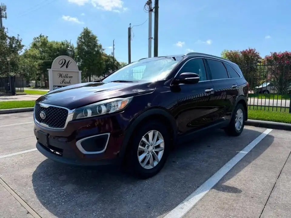 2016 Kia Sorento LX AT's photo