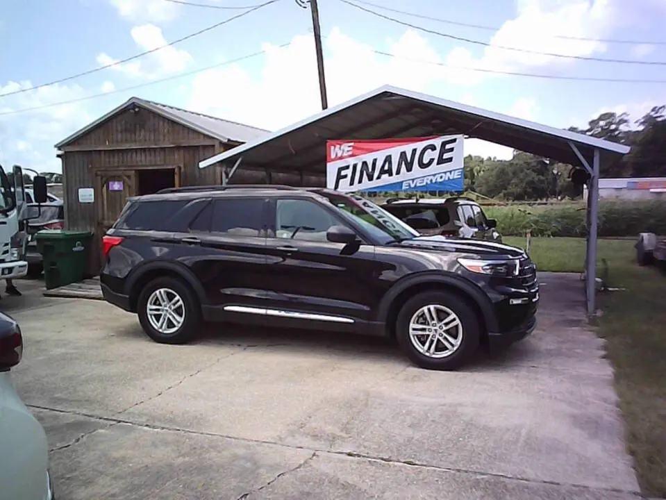 2024 Ford Explorer XLT RWD photo 3