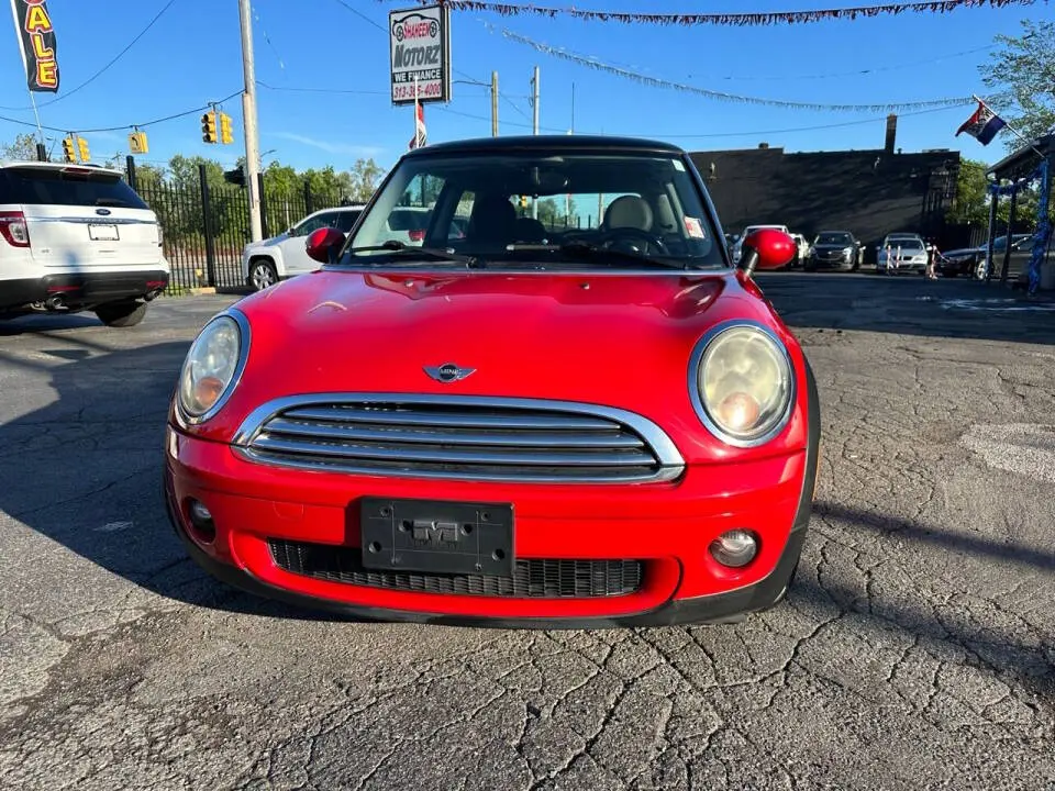 2010 MINI Cooper Base photo 3