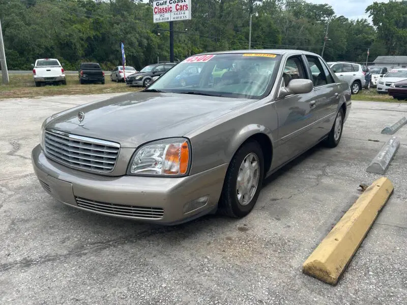2002 Cadillac DeVille Base photo 4
