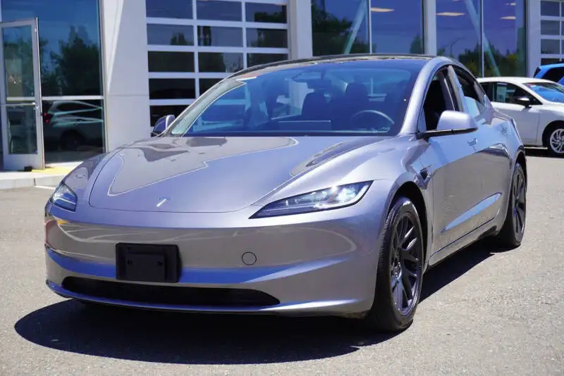 2025 Tesla Model 3 Long Range AWD's photo