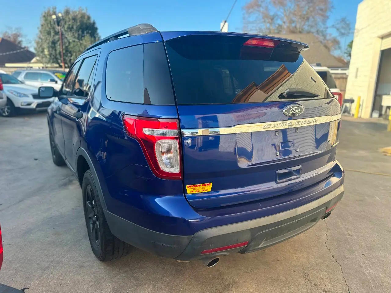 2014 Ford Explorer Base photo 4