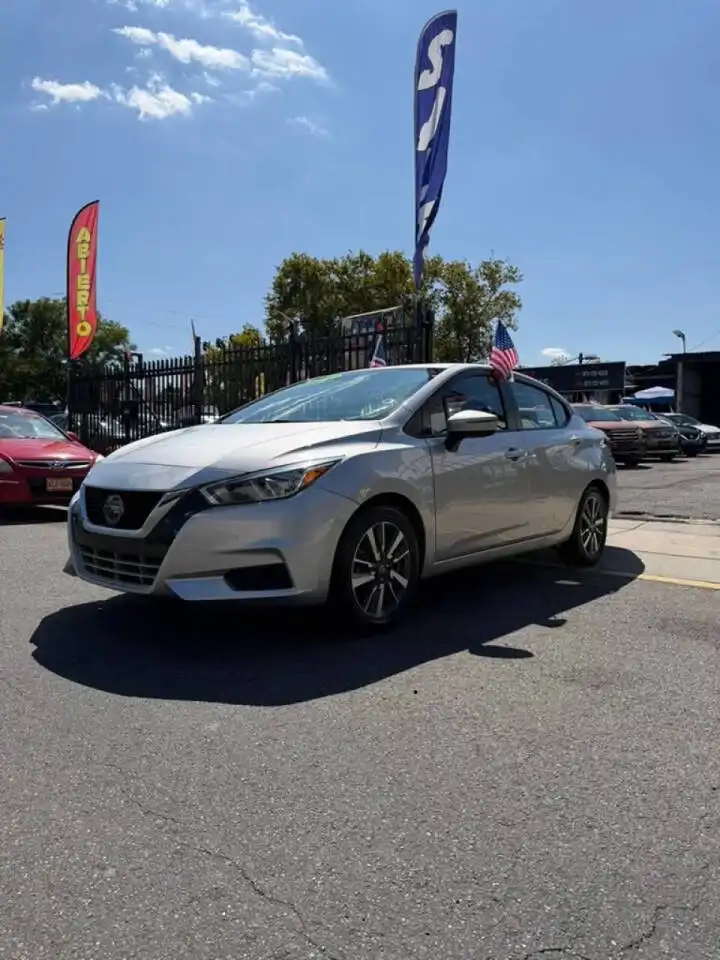 2021 Nissan Versa 1.6 SV CVT's photo
