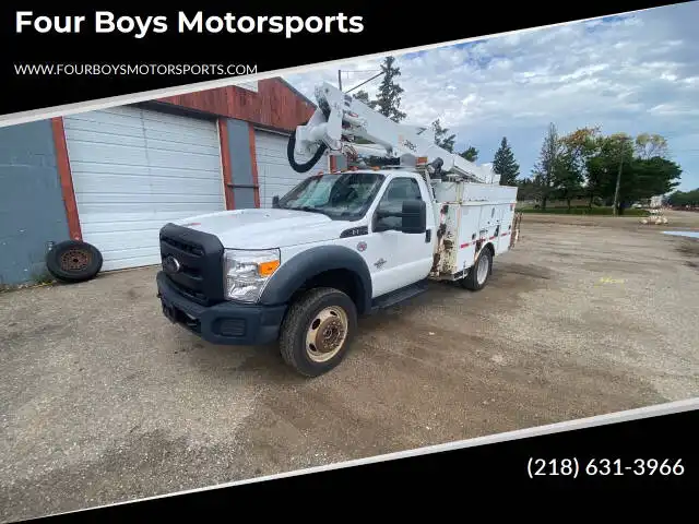 2011 Ford F-550 Regular Cab Super Duty's photo