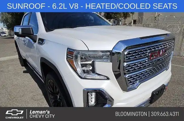 2019 GMC Sierra 4WD Crew Cab Short Box's photo