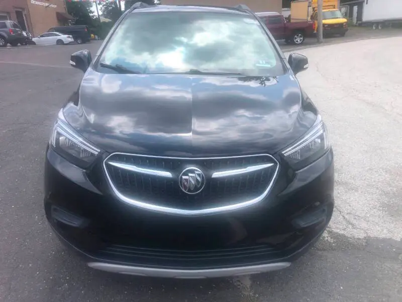 2019 Buick Encore Preferred AWD photo 3