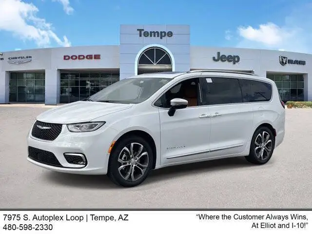 2026 Chrysler Pacifica Pinnacle photo 1