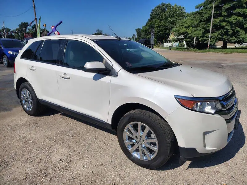 2013 Ford Edge SEL photo 4