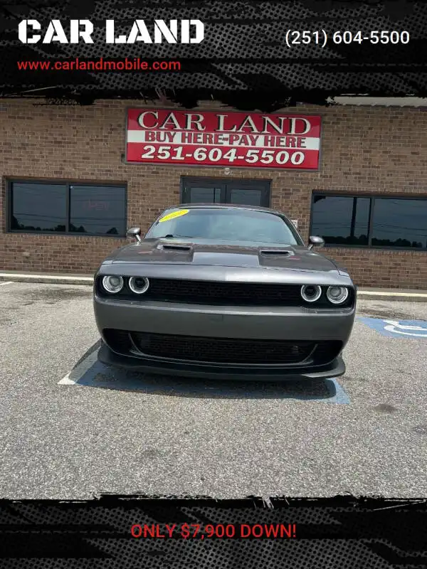 2019 Dodge Challenger SXT Auto's photo
