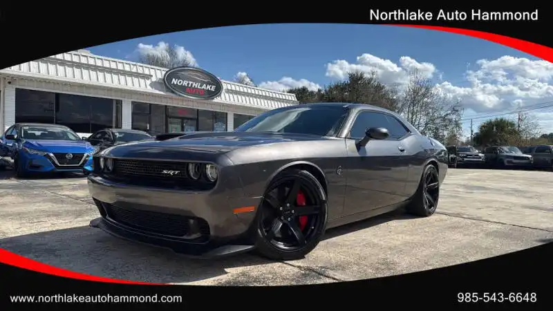 2017 Dodge Challenger SRT Hellcat's photo