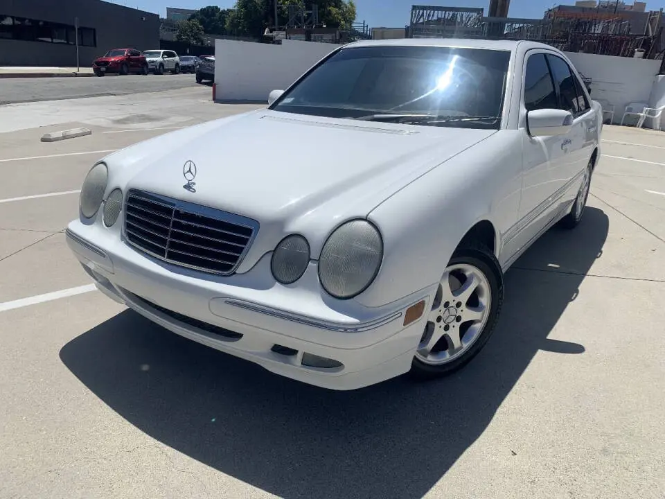 2002 Mercedes-Benz E-Class E320 photo 3