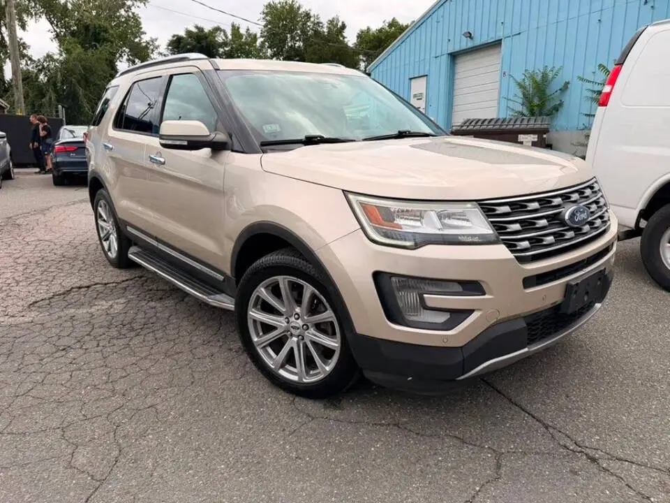 2017 Ford Explorer Limited 4WD photo 3