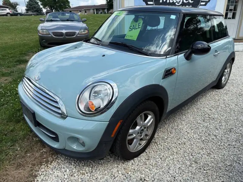 2012 MINI Cooper Base photo 4