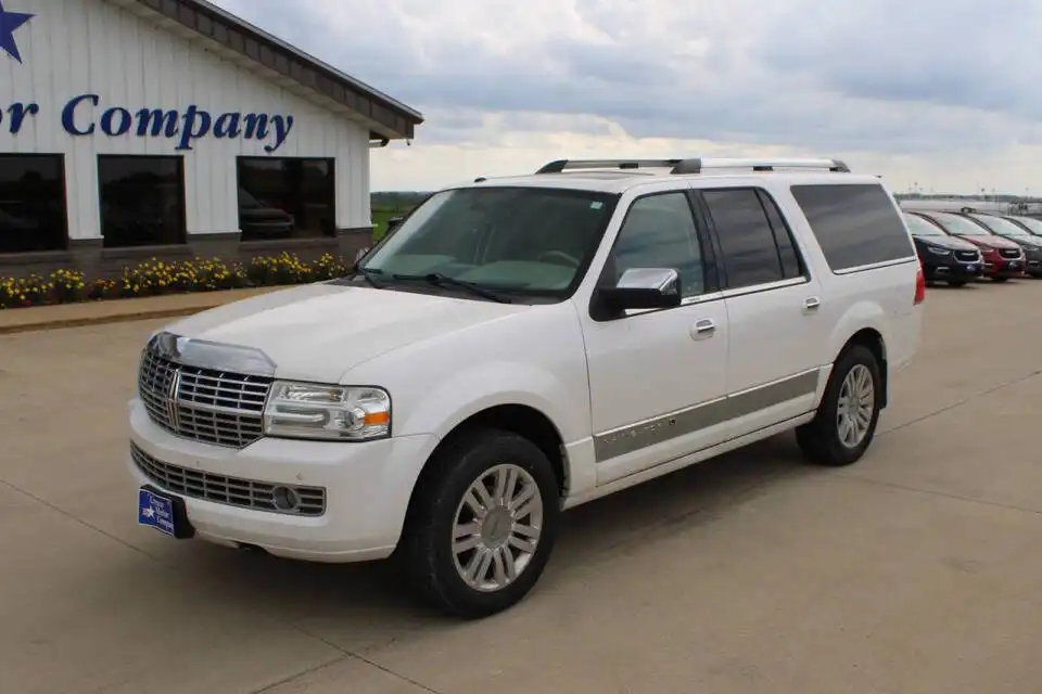 2012 Lincoln Navigator 4x4 L's photo