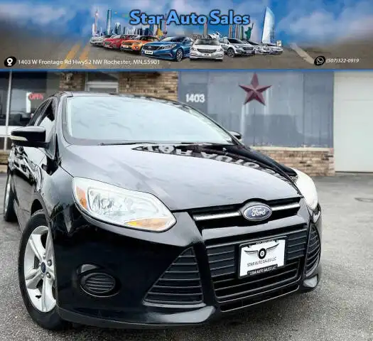 2014 Ford Focus Sedan SE's photo