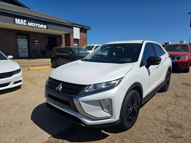 2018 Mitsubishi Eclipse Cross LE S-AWC's photo
